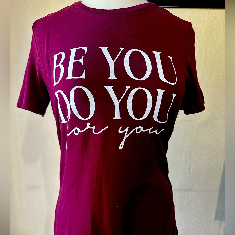 KEZIA Original - Red/Burgundy Women’s Graphic Tee - XL/L/M/S